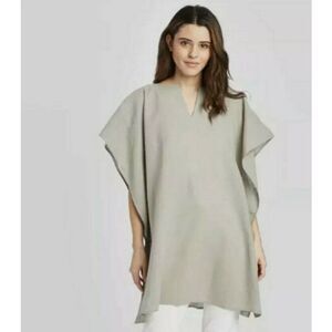 New Womens Solid Cape - Universal Thread Olive